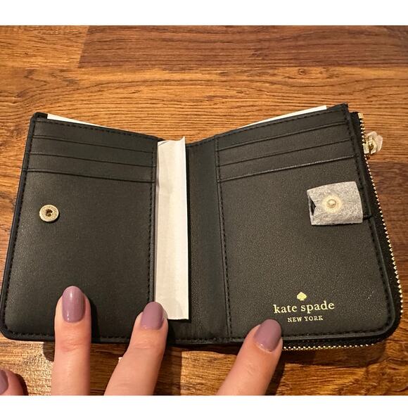 Kate Spade New York Leather Wallet Black 5x4 NWT Designer Luxe Accessories - Picture 3 of 8
